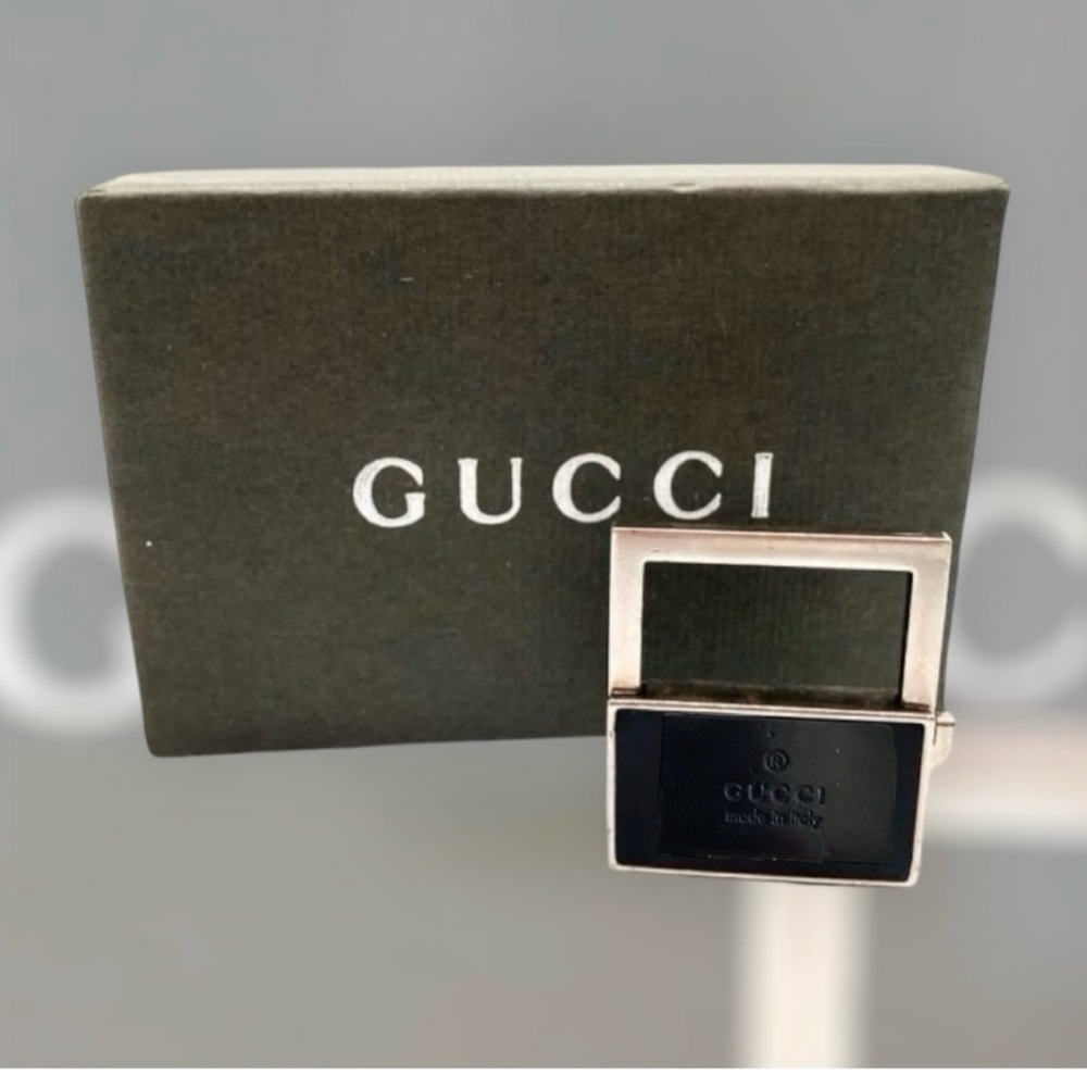 Gucci pristine condition Vintage Lock Keychain Authentic